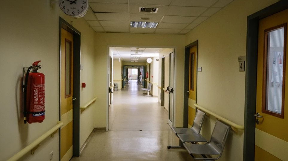 Παραδομένη στο χάος η Ελλάδα: Βία και ανομία στα νοσοκομεία – Ξυλοδαρμοί, κλοπές και βανδαλισμοί Εκκλησιών – Απούσα η Πολιτεία